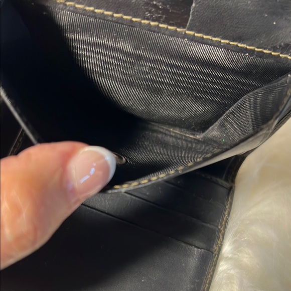 Very Nice Fendi Pequin Flap Compact Wallet. P44 - Picture 8 of 15